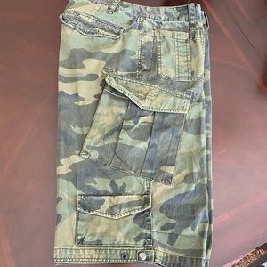 NAUTICA JEANS COMPAMY CARGO SHORTS